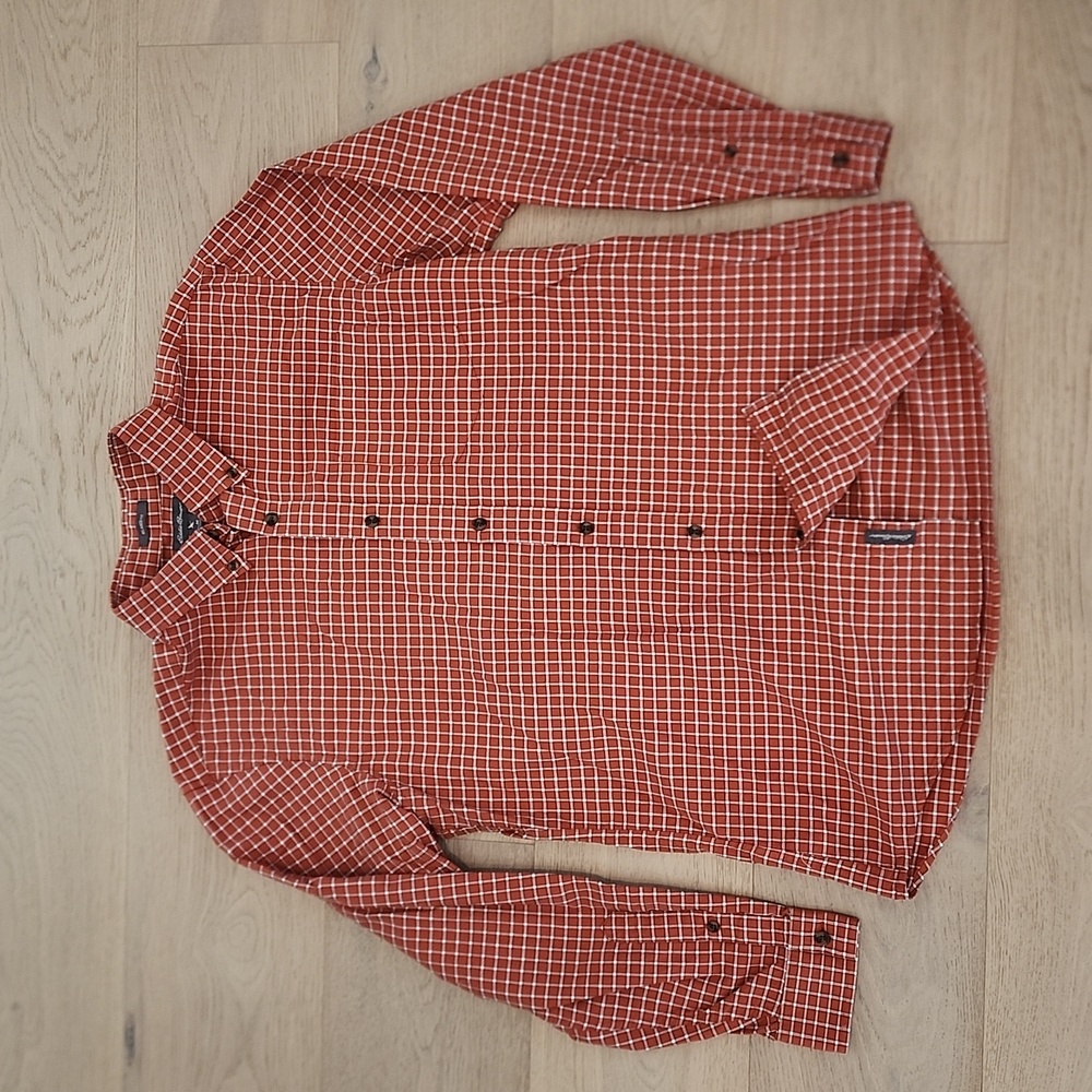 Like-new Eddie Bauer Button-down